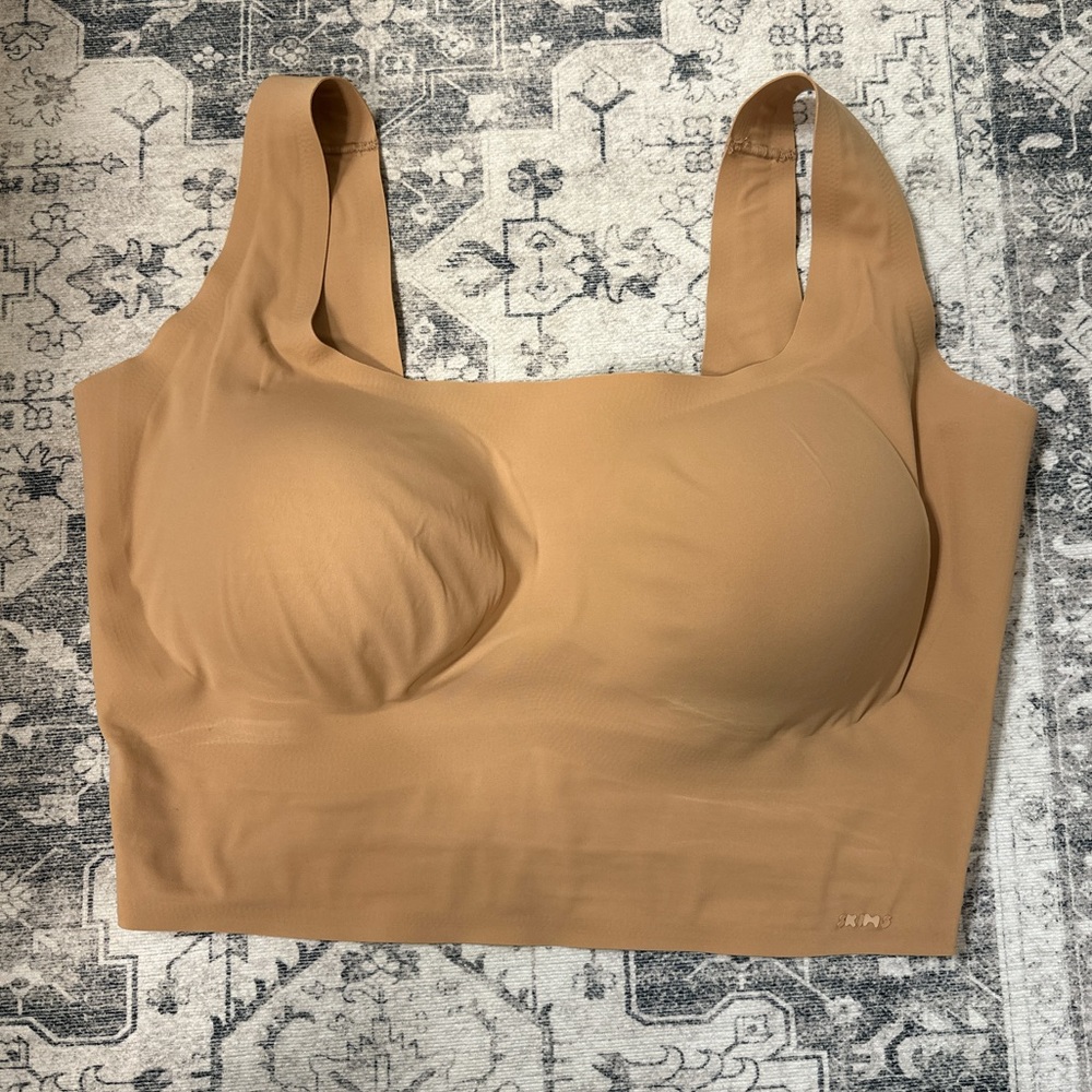 Skims Naked Scoop Longline Bralette